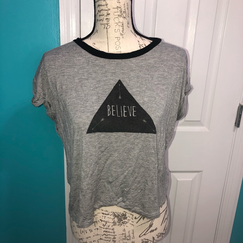 *NWOT* Believe Cropped Tee